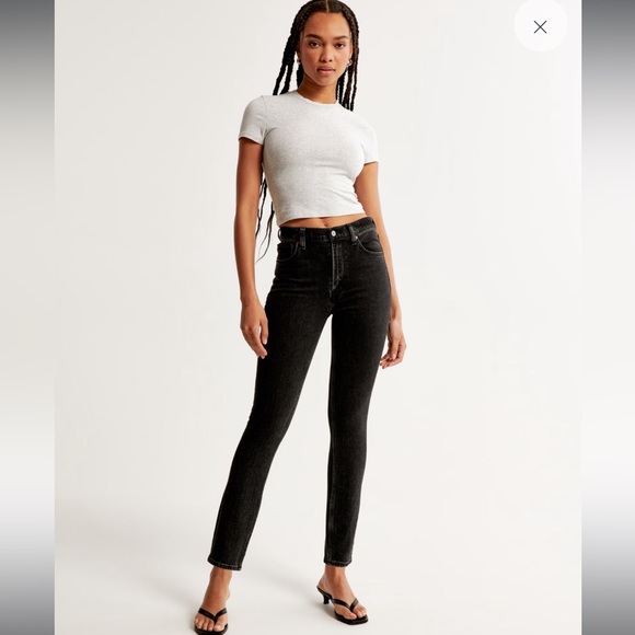 NWT Abercrombie & Fitch High Rise Skinny Jean Black Size 2R 26 Regular New - Picture 1 of 11